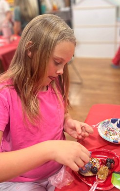 An Apple-solutely Awesome Afternoon at the Powell County Public Library! library apple 2g
