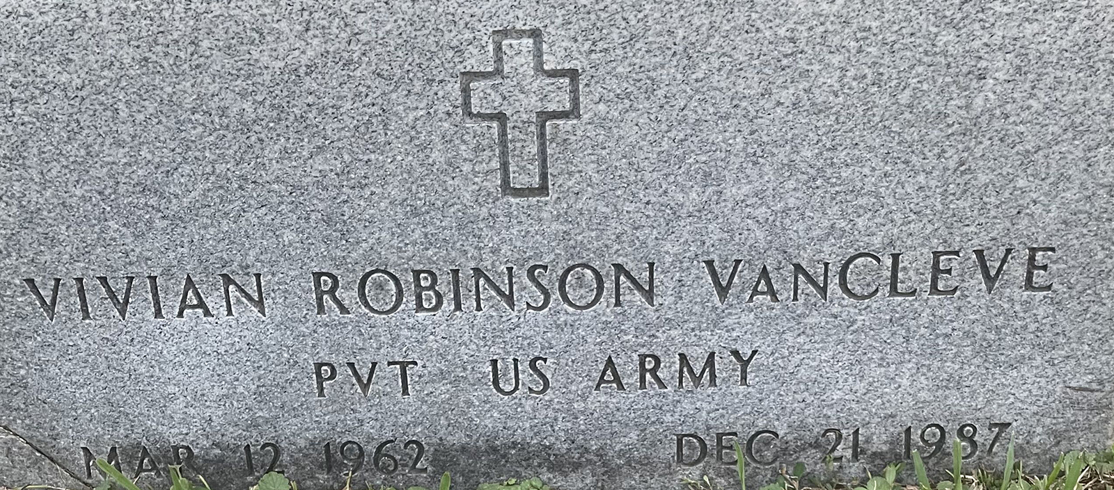 vivian robinson vancleve web